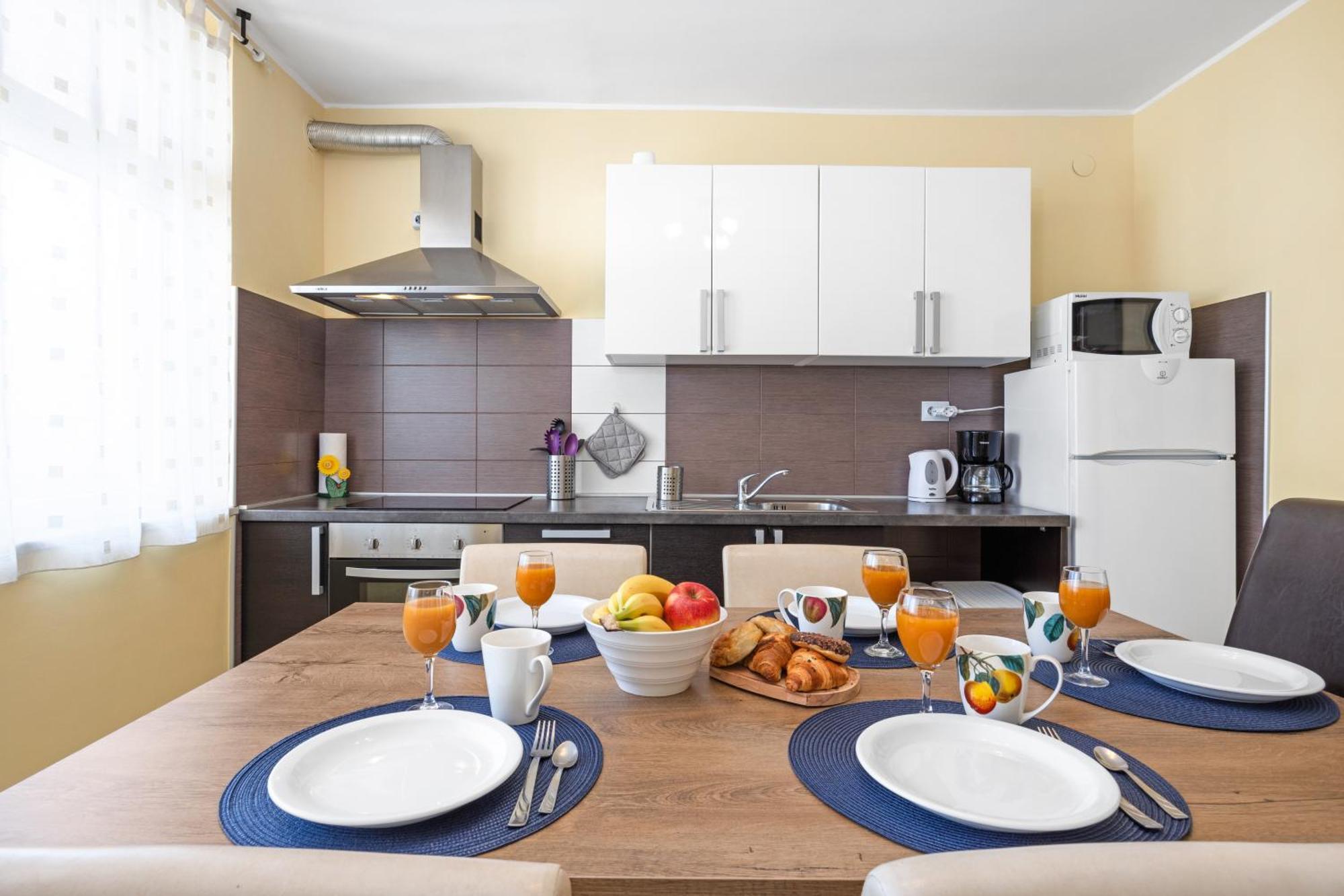 Apartment Seaview Arena Pula Luaran gambar