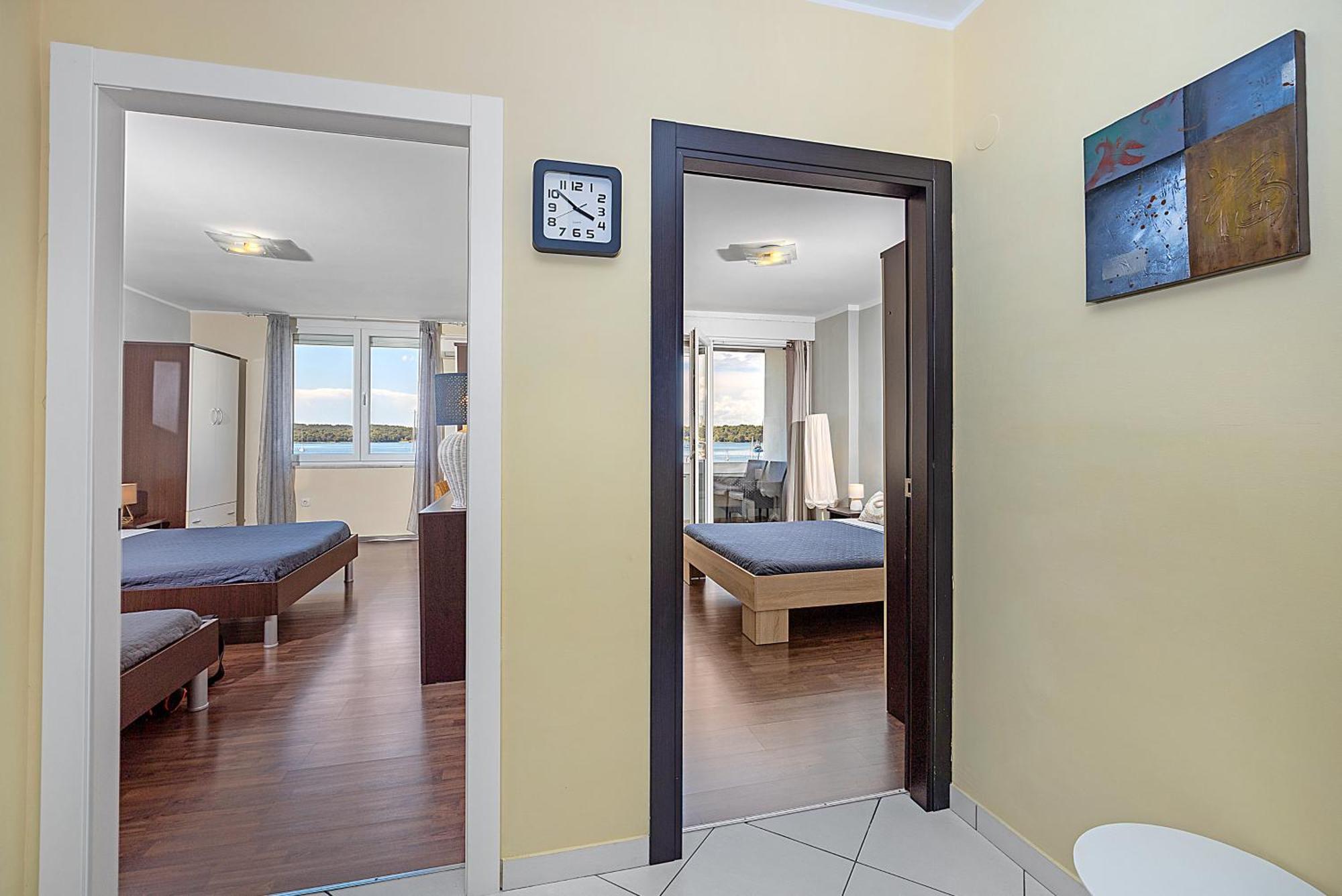 Apartment Seaview Arena Pula Luaran gambar